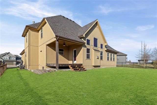 31151 W 165TH Terrace, Gardner, KS 66030