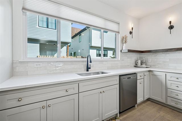 1312 N Blackwelder Avenue, Oklahoma City, OK 73106