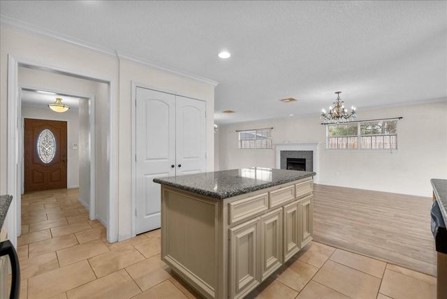 1506 Harbor View Circle, Galveston, TX 77550