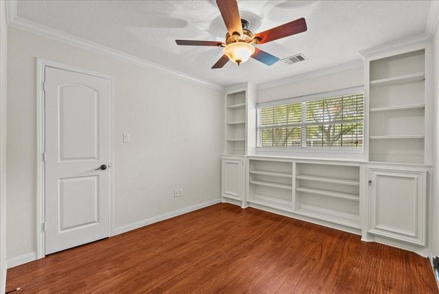 1506 Harbor View Circle, Galveston, TX 77550