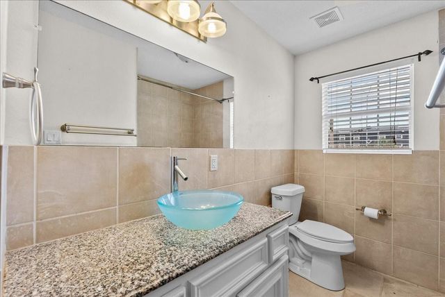1506 Harbor View Circle, Galveston, TX 77550
