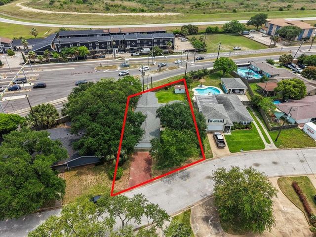 1506 Harbor View Circle, Galveston, TX 77550