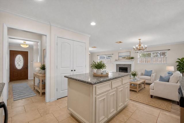 1506 Harbor View Circle, Galveston, TX 77550