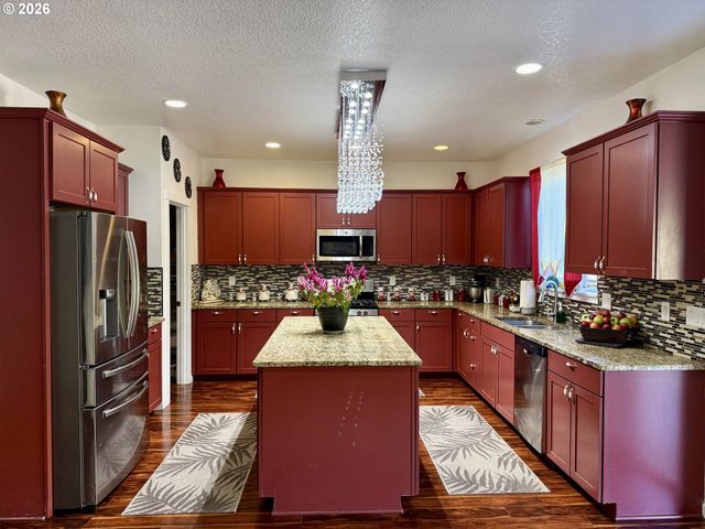 13910 Ne 102ND St, Vancouver, WA 98682