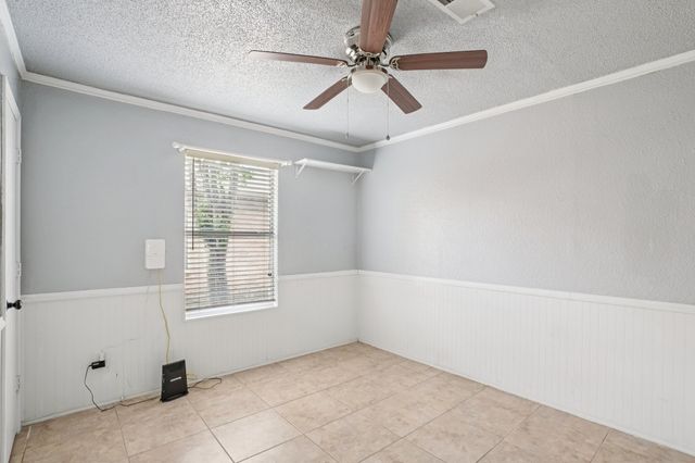 2304 Red Oak Drive, Little Elm, TX 75068