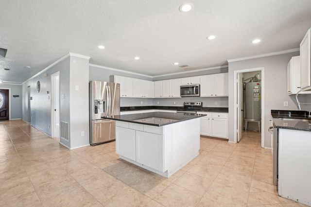 2304 Red Oak Drive, Little Elm, TX 75068