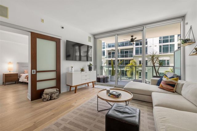 912 CHANNELSIDE DRIVE 2517, Tampa, FL 33602