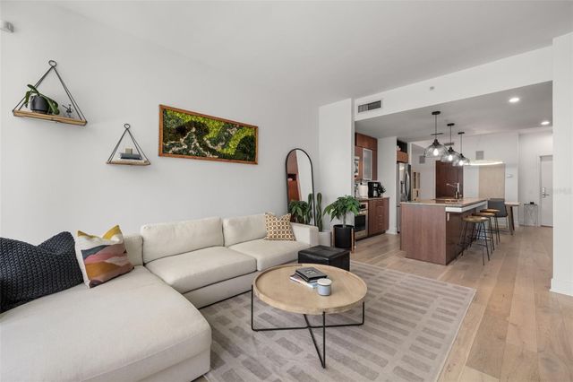 912 CHANNELSIDE DRIVE 2517, Tampa, FL 33602