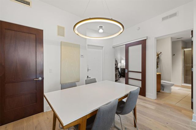 912 CHANNELSIDE DRIVE 2517, Tampa, FL 33602