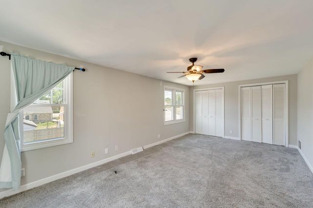 5639 N Bay Ridge AVENUE, Whitefish Bay, WI 53217