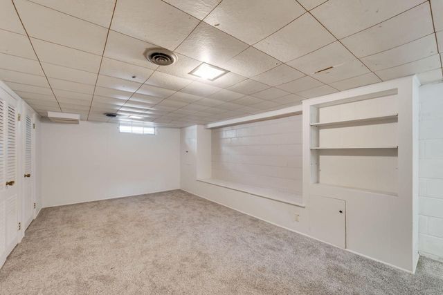5639 N Bay Ridge AVENUE, Whitefish Bay, WI 53217