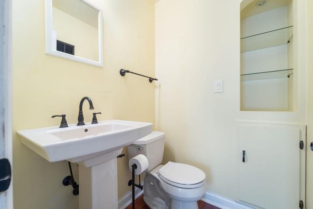 5639 N Bay Ridge AVENUE, Whitefish Bay, WI 53217
