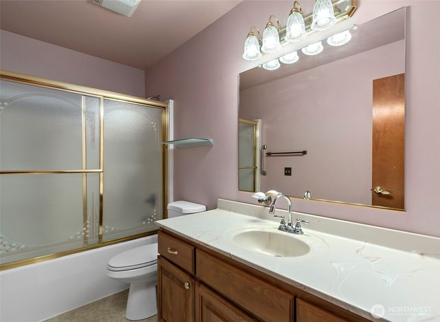 2345 W Beach Road, Oak Harbor, WA 98277