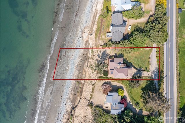 2345 W Beach Road, Oak Harbor, WA 98277