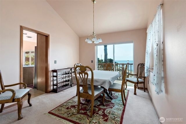 2345 W Beach Road, Oak Harbor, WA 98277