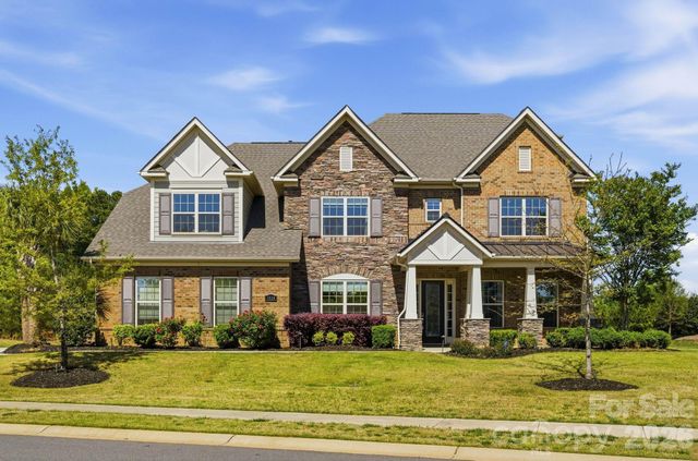 1020 Liggets Drive, Matthews, NC 28104