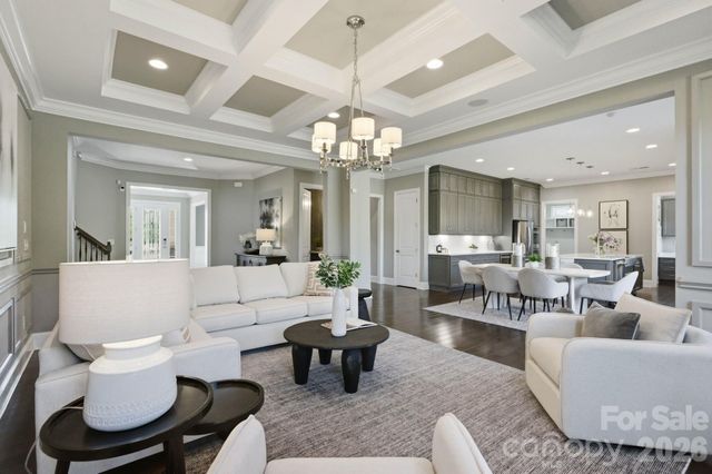 1020 Liggets Drive, Matthews, NC 28104