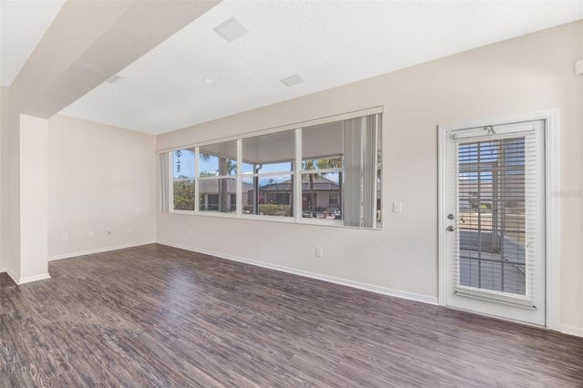 1149 EMERALD DUNES DRIVE, Sun City Center, FL 33573