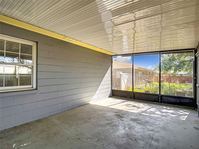 11225 TAFT LANE, Seffner, FL 33584