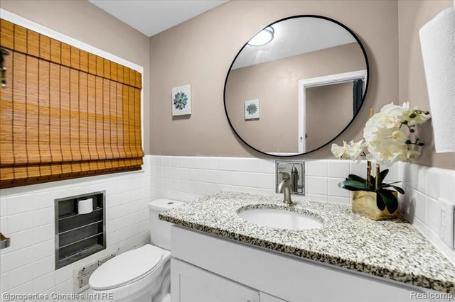 24600 Manistee Street, Oak Park, MI 48237