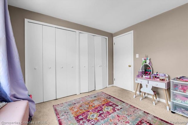 24600 Manistee Street, Oak Park, MI 48237
