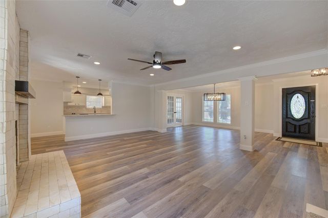 9115 Taidswood Drive, Spring, TX 77379