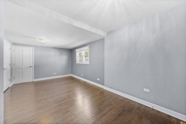 4926 S Lotus Avenue, Chicago, IL 60638