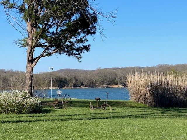 14889 HWY 311 Highway, Green Forest, AR 72638