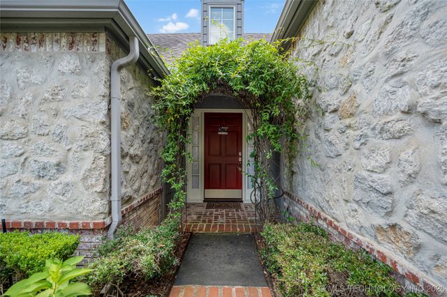 2808 E 82nd Place, Tulsa, OK 74137