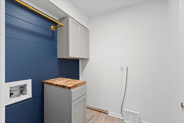 2887 MIKEYAIR DR, Germantown, TN 38138