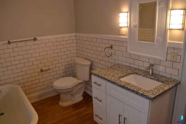 202 E 18th St Street, Sioux Falls, SD 57104