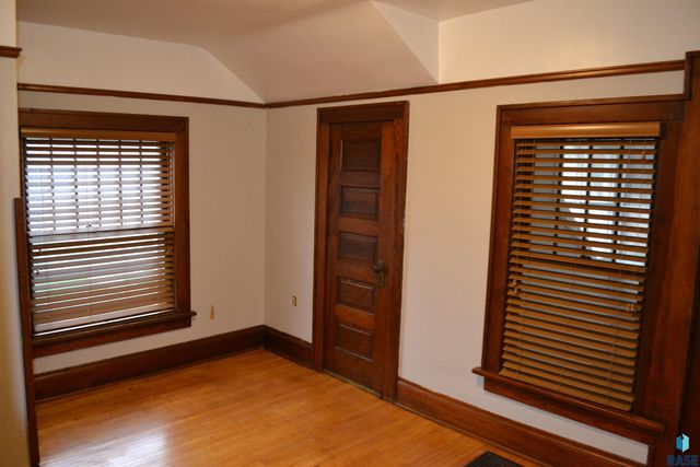 202 E 18th St Street, Sioux Falls, SD 57104