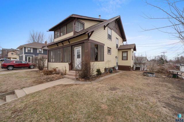 202 E 18th St Street, Sioux Falls, SD 57104