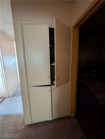 2000 Constantine Avenue, Las Vegas, NV 89101