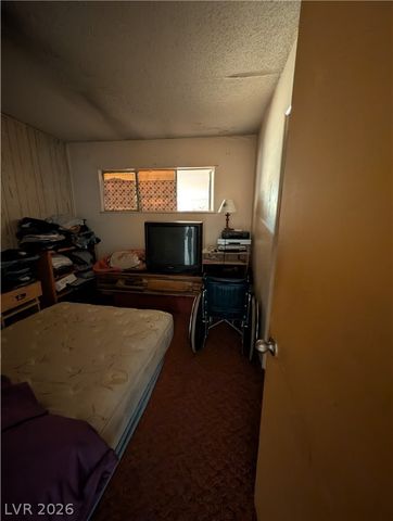 2000 Constantine Avenue, Las Vegas, NV 89101