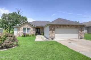 1201 E 42nd Street, Joplin, MO 64804