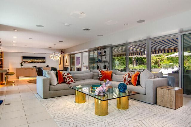 1156 E Cactus Road, Palm Springs, CA 92264