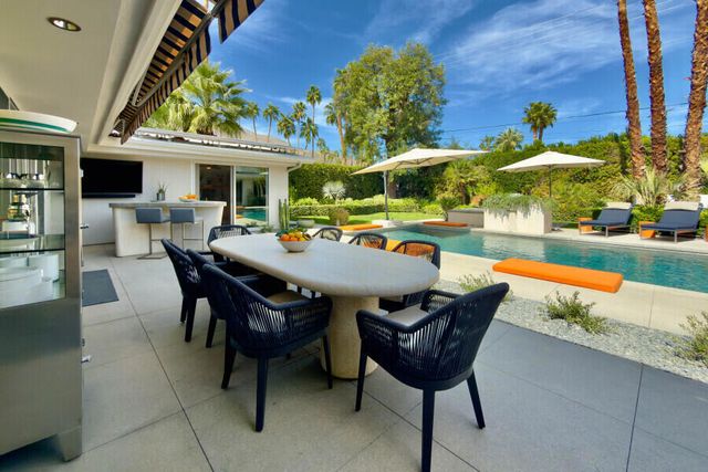 1156 E Cactus Road, Palm Springs, CA 92264