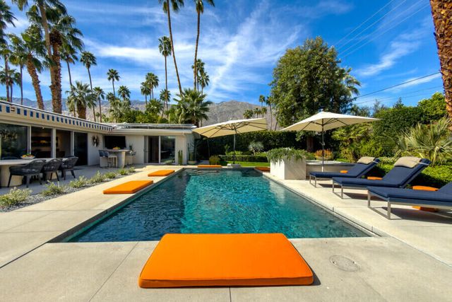 1156 E Cactus Road, Palm Springs, CA 92264