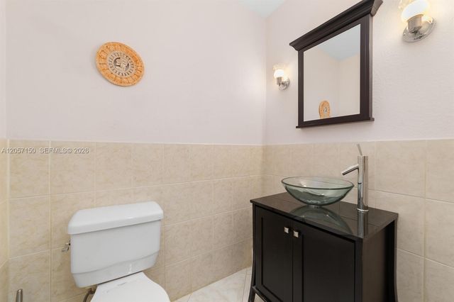 4521 NE 21st Avenue 1, Fort Lauderdale, FL 33308