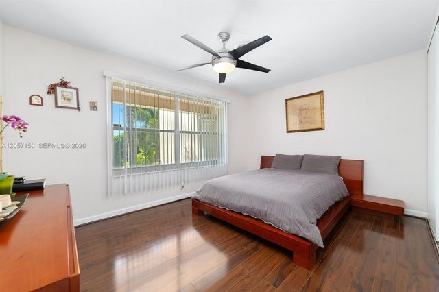 4521 NE 21st Avenue 1, Fort Lauderdale, FL 33308