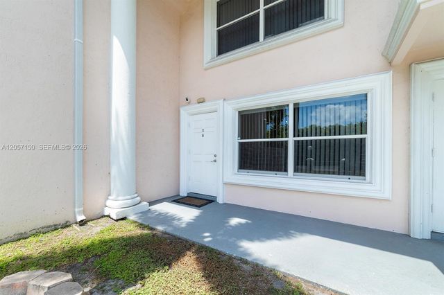 4521 NE 21st Avenue 1, Fort Lauderdale, FL 33308