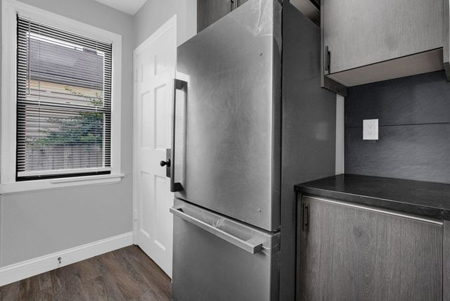 1683 Lexington Avenue, Columbus, OH 43211
