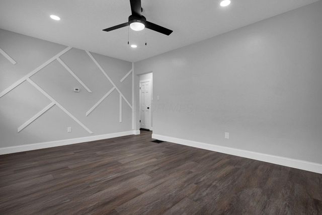 1683 Lexington Avenue, Columbus, OH 43211