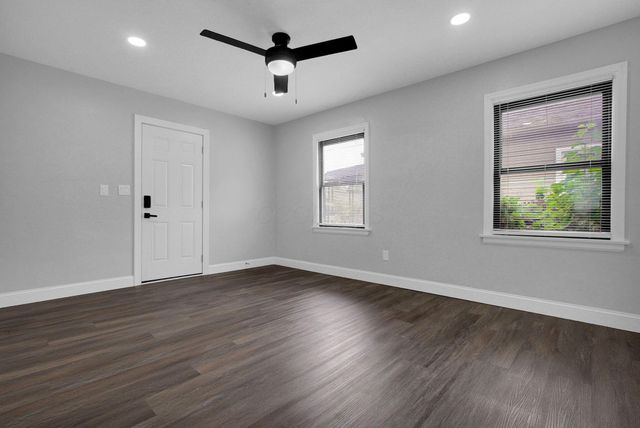 1683 Lexington Avenue, Columbus, OH 43211