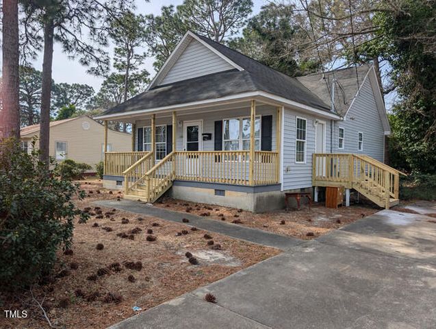 1705 Seabrook Road, Fayetteville, NC 28301