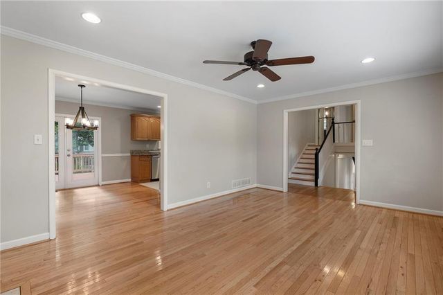 2353 Cortez Way NE, Brookhaven, GA 30319