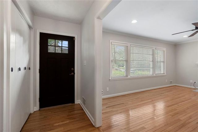2353 Cortez Way NE, Brookhaven, GA 30319