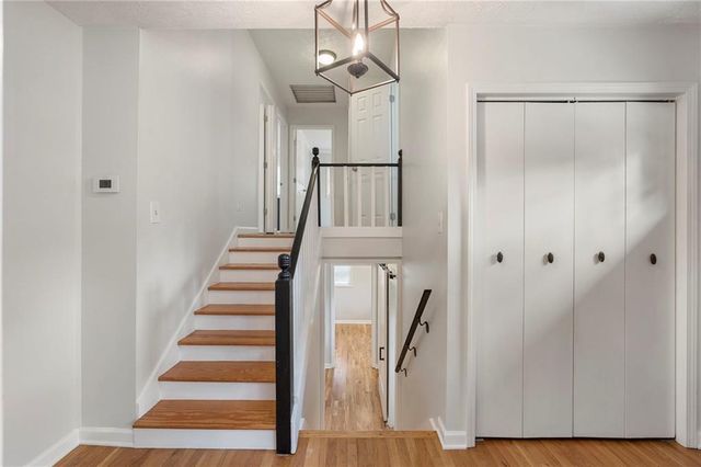 2353 Cortez Way NE, Brookhaven, GA 30319