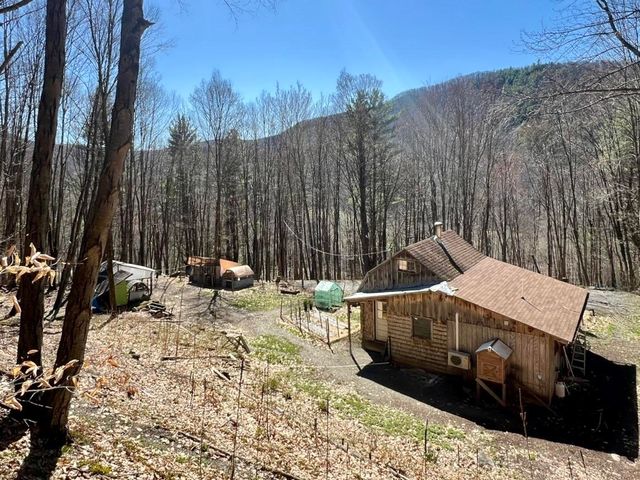 307 South Street, Middletown Springs, VT 05757